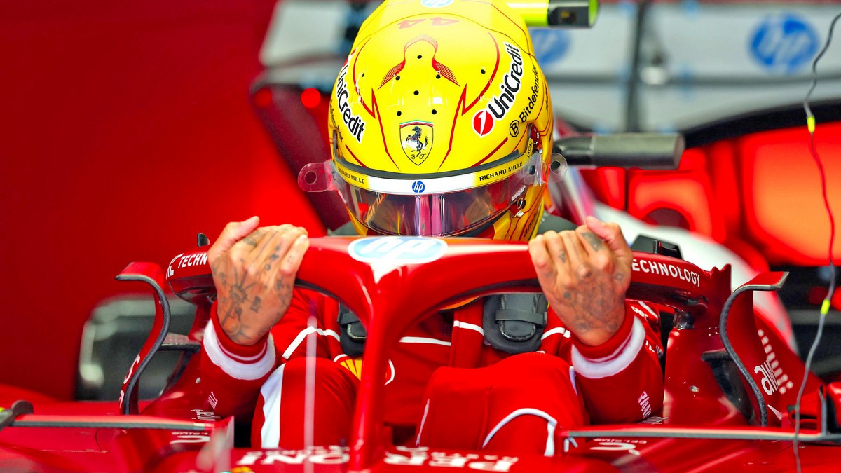 Giro record GP Cina Lewis Hamilton