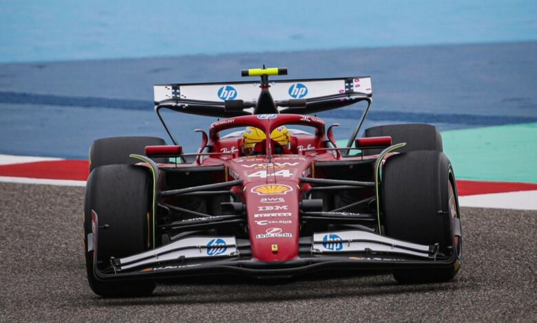 mini-DRS Ferrari, Lewis Hamilton durante i test pre-stagionali