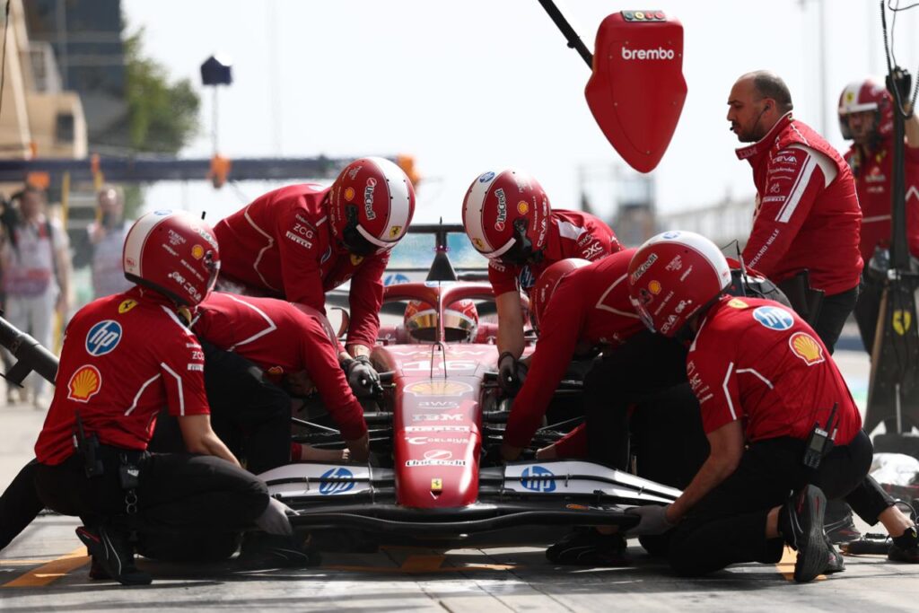 pit stop f1 charles leclerc scuderia ferrari