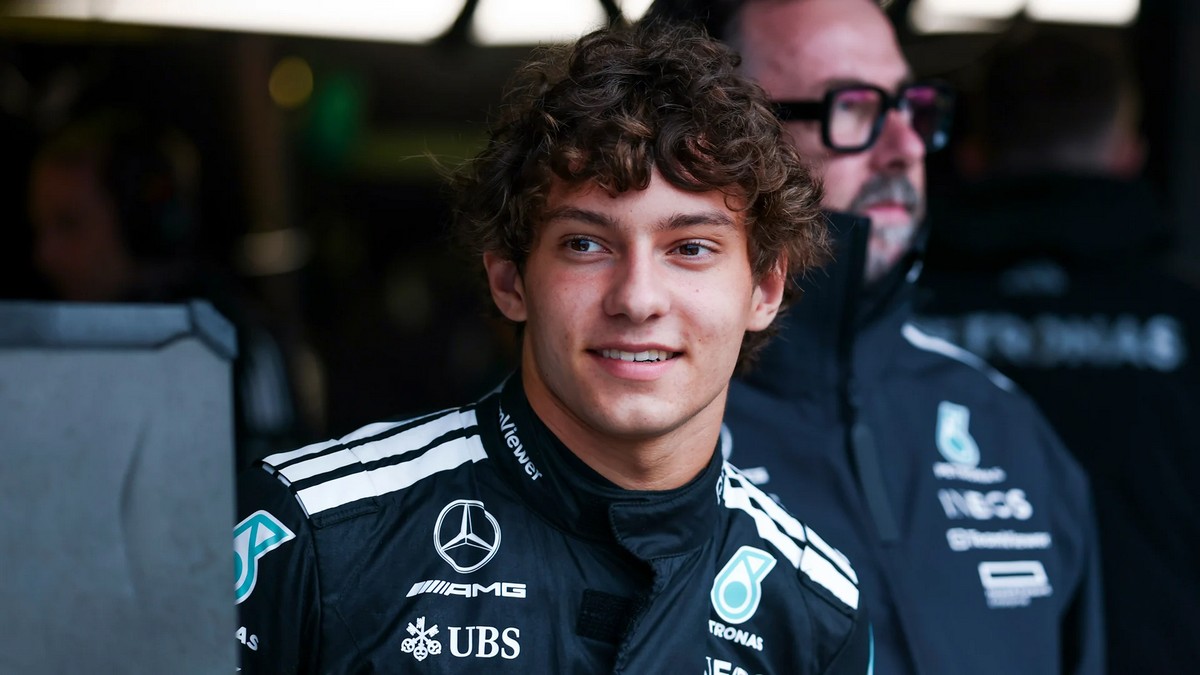 Antonelli scuola Mercedes