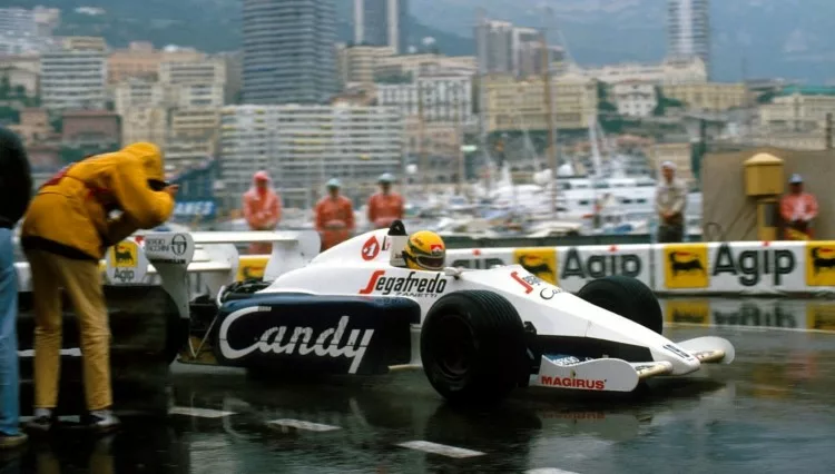 Ayrton Senna durante il GP di Monaco dell'84