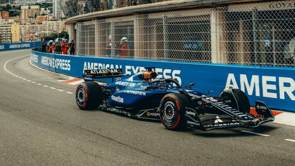 Alexander Albon durante le Prove Libere 3 del GP di Monaco