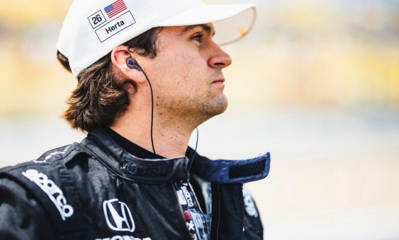 Pilota Cadillac Colton Herta da IndyCar a Formula 1