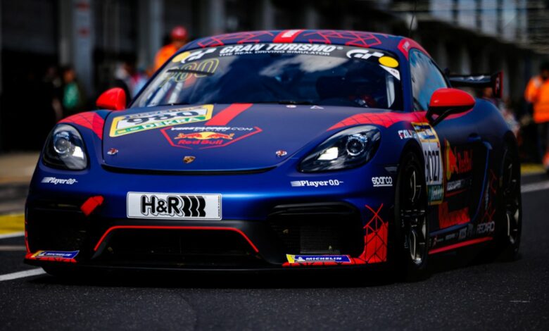 Max Verstappen Nurburgring Porsche Cayman GT4 com'è andato gara