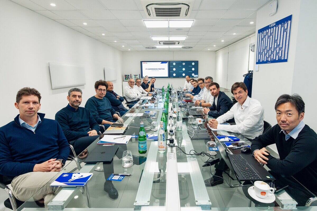 F1 Commission doppi pit-stop